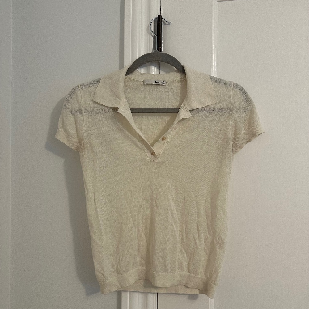 Wilfred Aritzia cream knit polo short sleeve top, slightly cropped, worn few tim